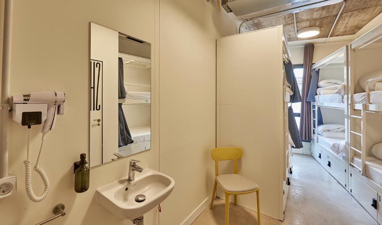 Hostelfly مدريد المظهر الخارجي الصورة